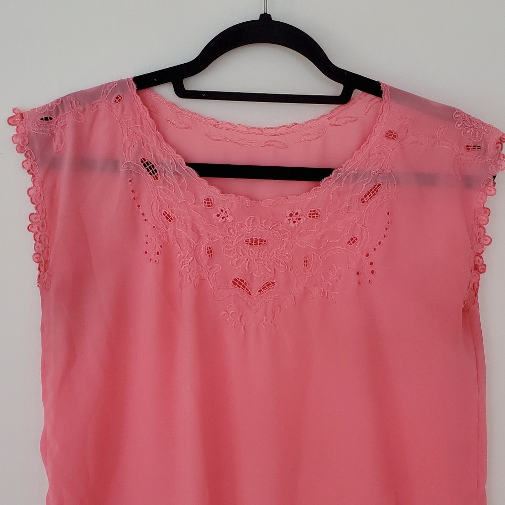 Vintage Bright Pink Sleeveless Lace Blouse